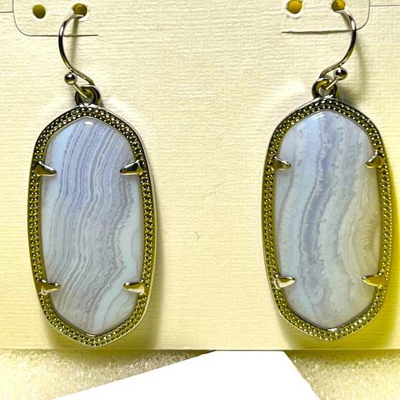NWT Kendra Scott Elle Earrings Blue Lace Agate & Silver Rare & So Beautiful! - Picture 3 of 9